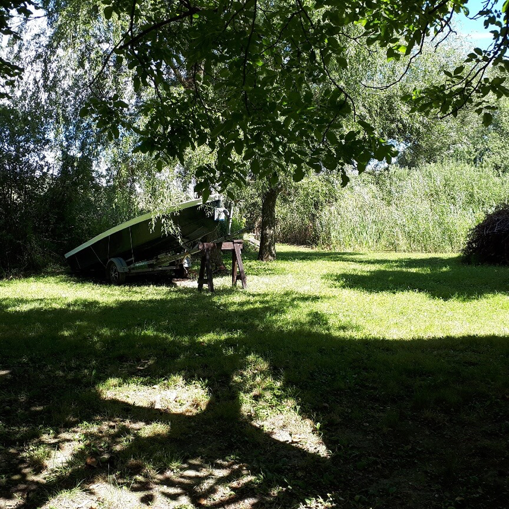 udvar